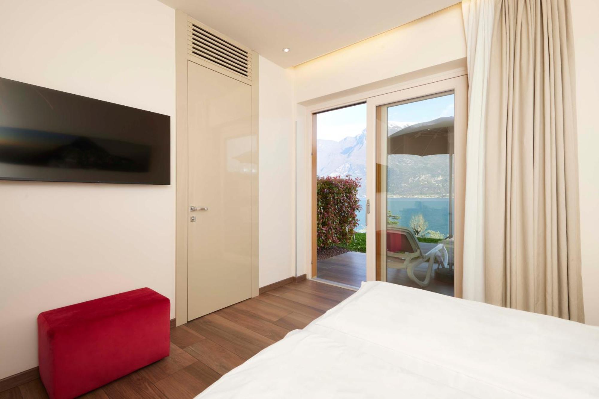 Hotel Atilius - Adults Only Limone sul Garda Værelse billede